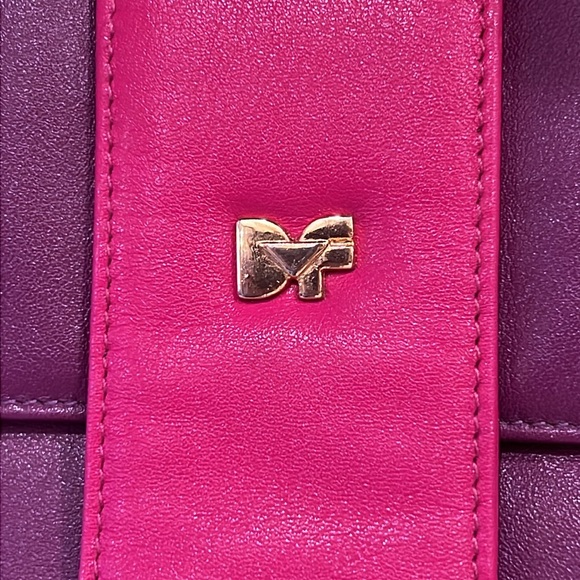 Vintage DVF Crossbody Bag - Picture 2 of 9